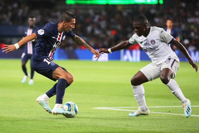 卡尔：从小热爱拜仁，坚定追梦勇闯青训